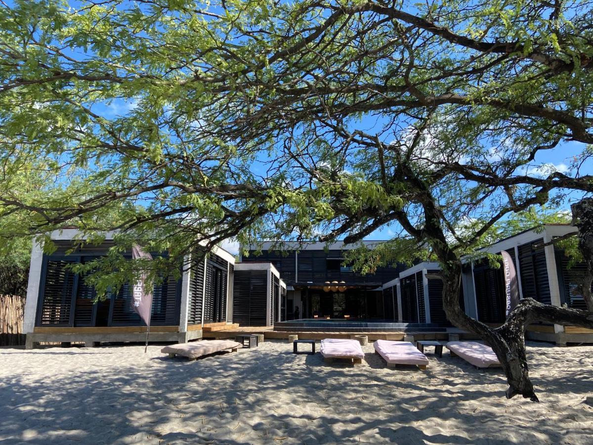 99 Surf Lodge El Limon Exterior photo