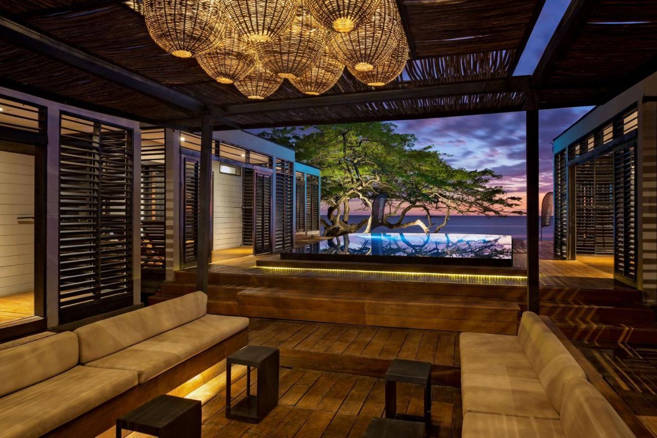 99 Surf Lodge El Limon Exterior photo
