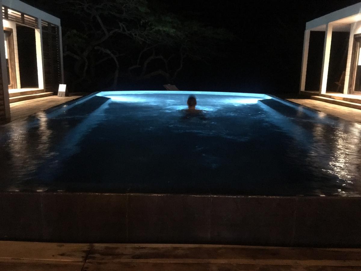 99 Surf Lodge El Limon Exterior photo